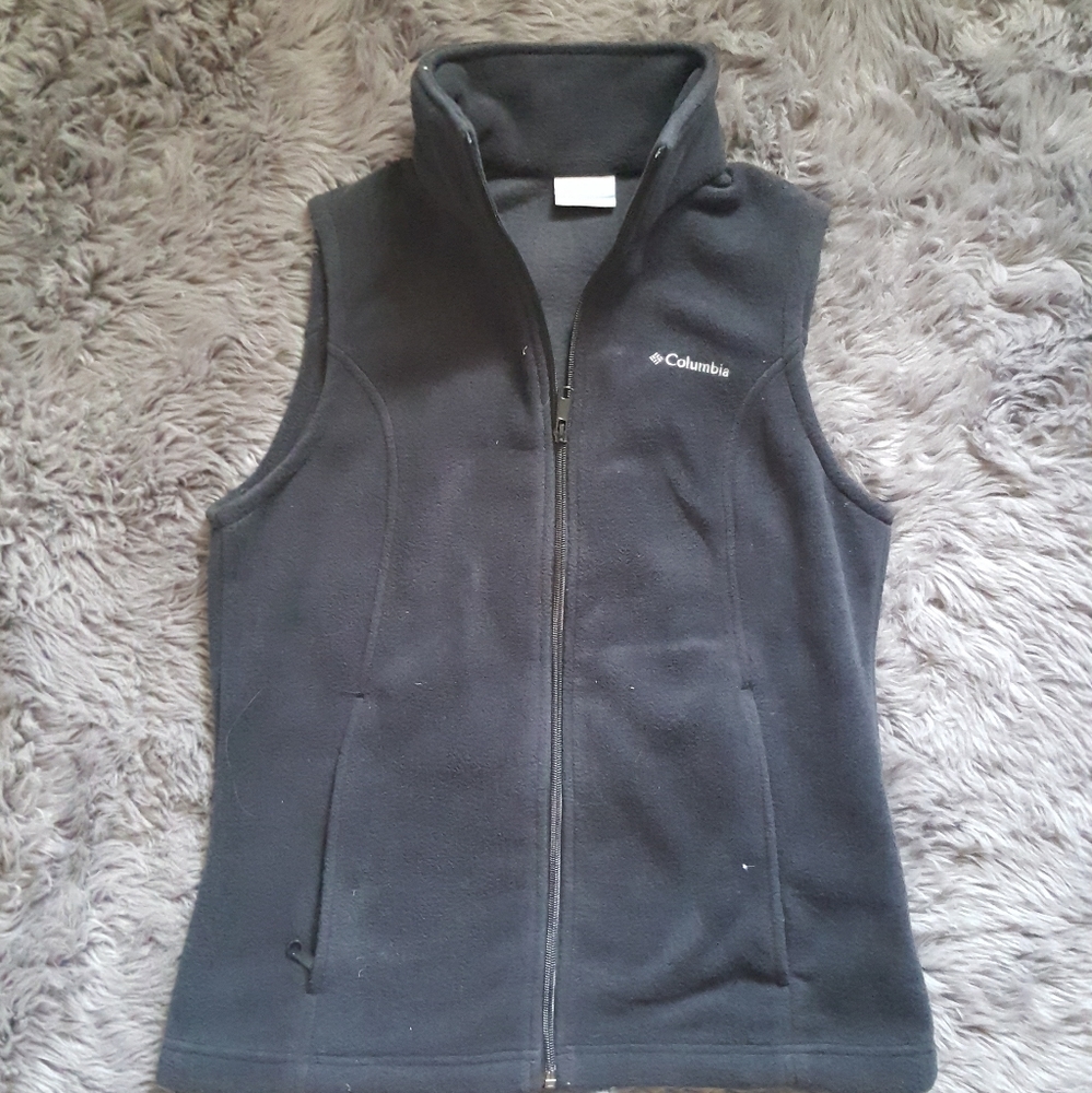 Columbia vest